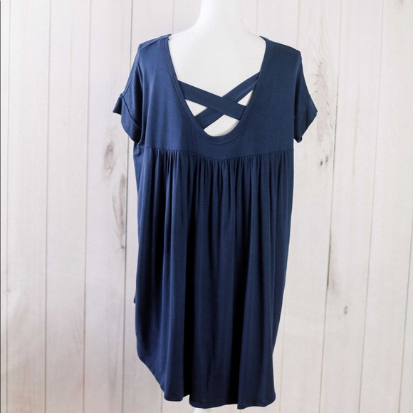 ✨LAST ONE✨The Claire Tunic - Picture 5 of 9